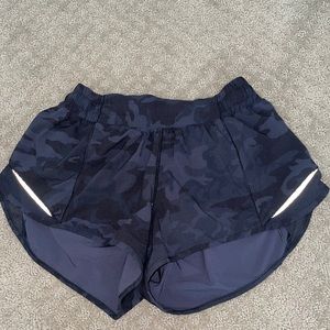 Camo hotty hot shorts